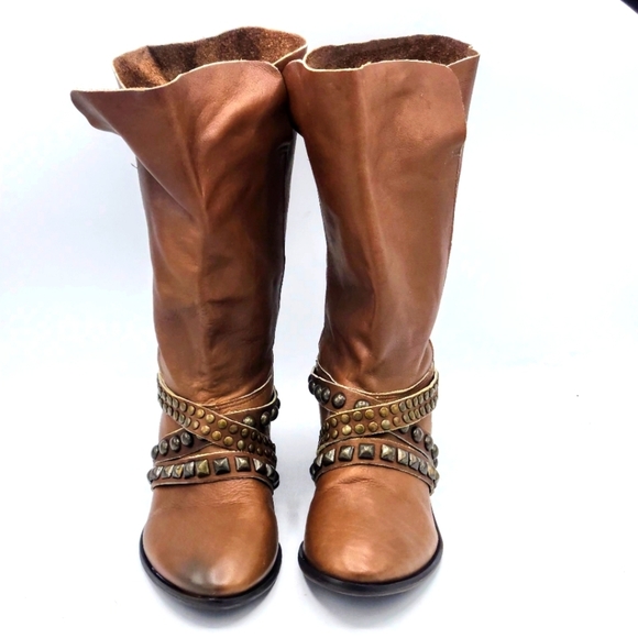 Matisse Brown Cognac Fold Foldable Slip-On Studs Strap Mid-Calf Boot Size 7.5 M - Picture 4 of 16